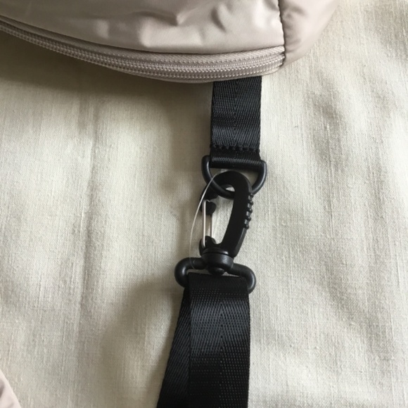 Puma Myraid Sling/Crossbody - Picture 6 of 6